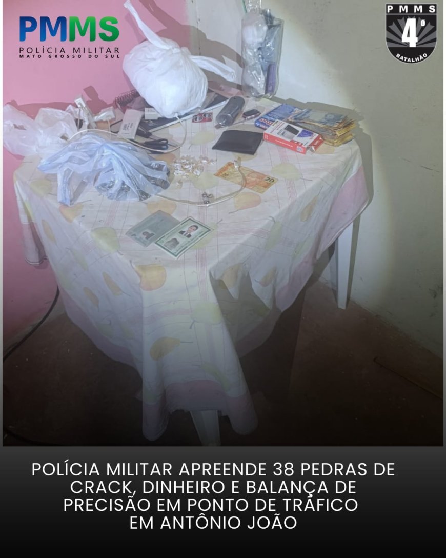 POLÍCIA MILITAR APREENDE 38 PEDRAS DE CRACK, DINHEIRO E BALANÇA DE PRECISÃO EM PONTO DE TRÁFICO EM ANTÔNIO JOÃO