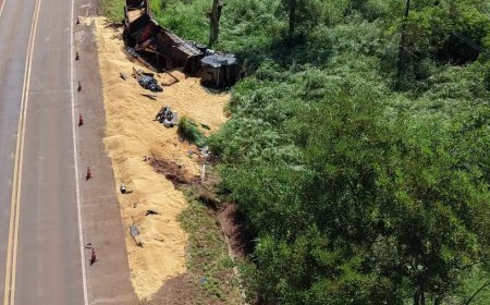 Policial aposentado e esposa morrem em acidente entre carro e carreta na BR-163 em MS