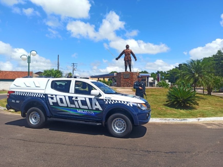 PM de Antônio João prende suspeitos após furtos  a loja e recupera objetos