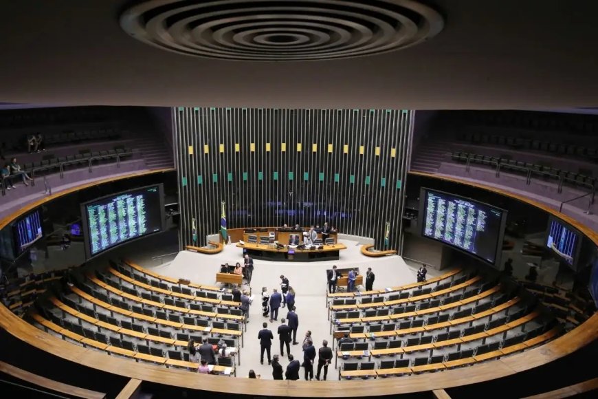 Eleições 2026: veja quem larga na frente na disputa pelas 8 vagas de MS na Câmara Federal