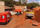 Operário deixa estrutura de proteção e morre soterrado em obra de esgoto